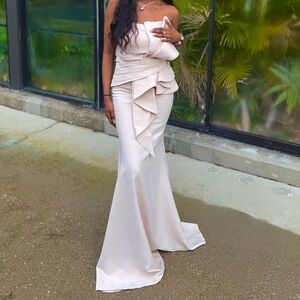 Elegant Cream Strapless Dress